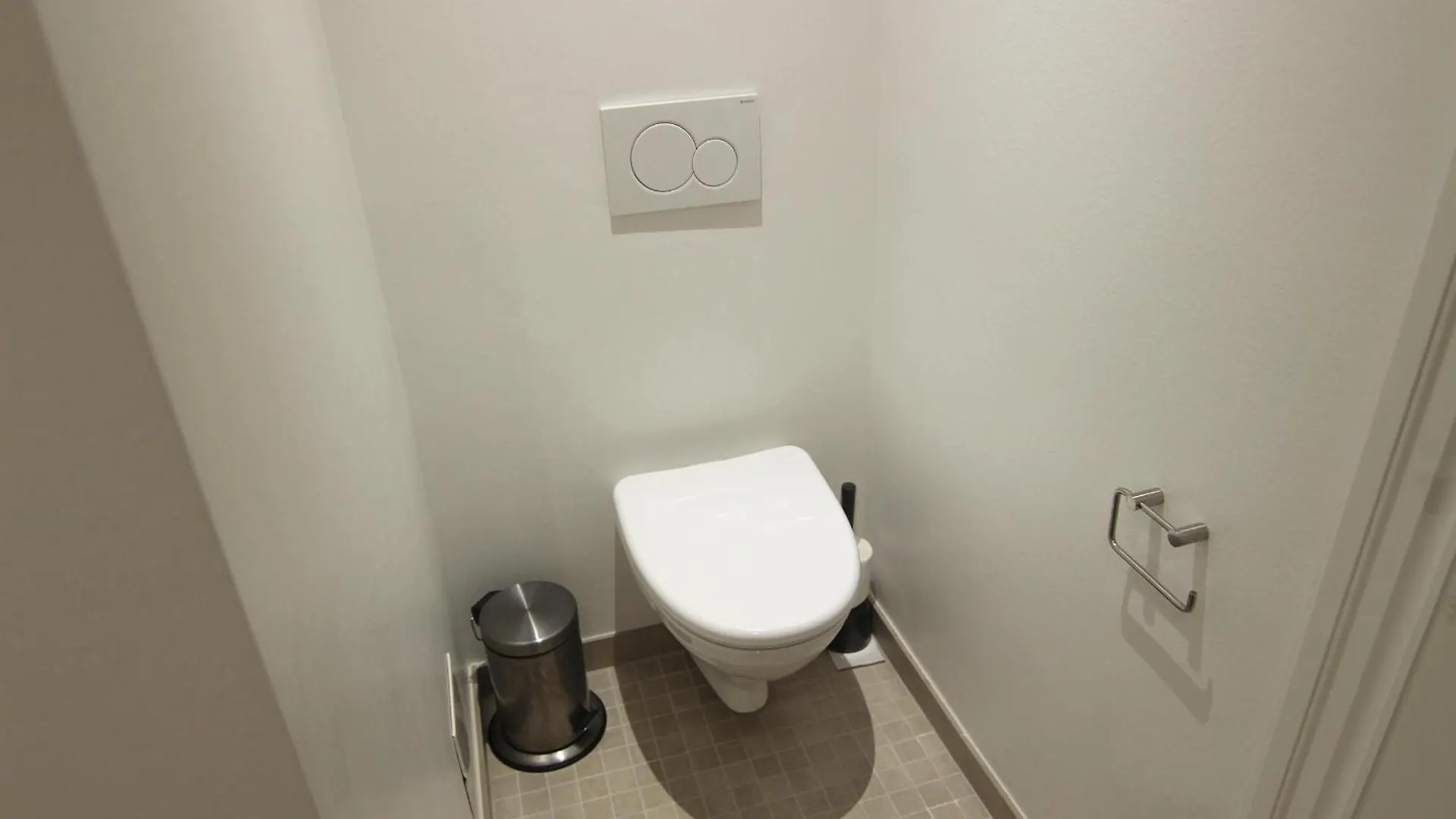 Beautiful 2-Bed In Frederiksberg C W Balcony Apartment Copenhagen Denmark