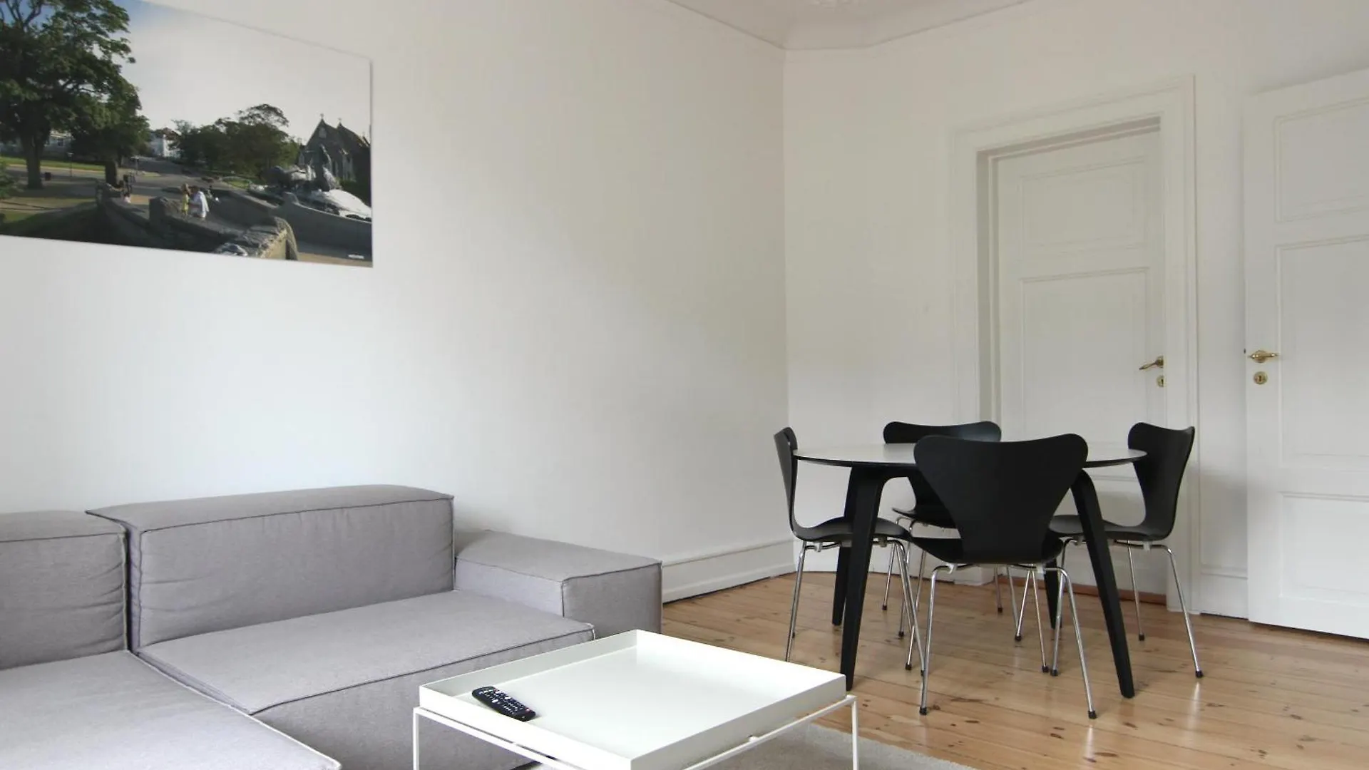 Beautiful 2-Bed In Frederiksberg C W Balcony Apartment Copenhagen 0*,  Denmark